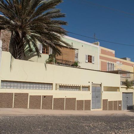 Casa Matnik Apartment Mindelo Exterior photo